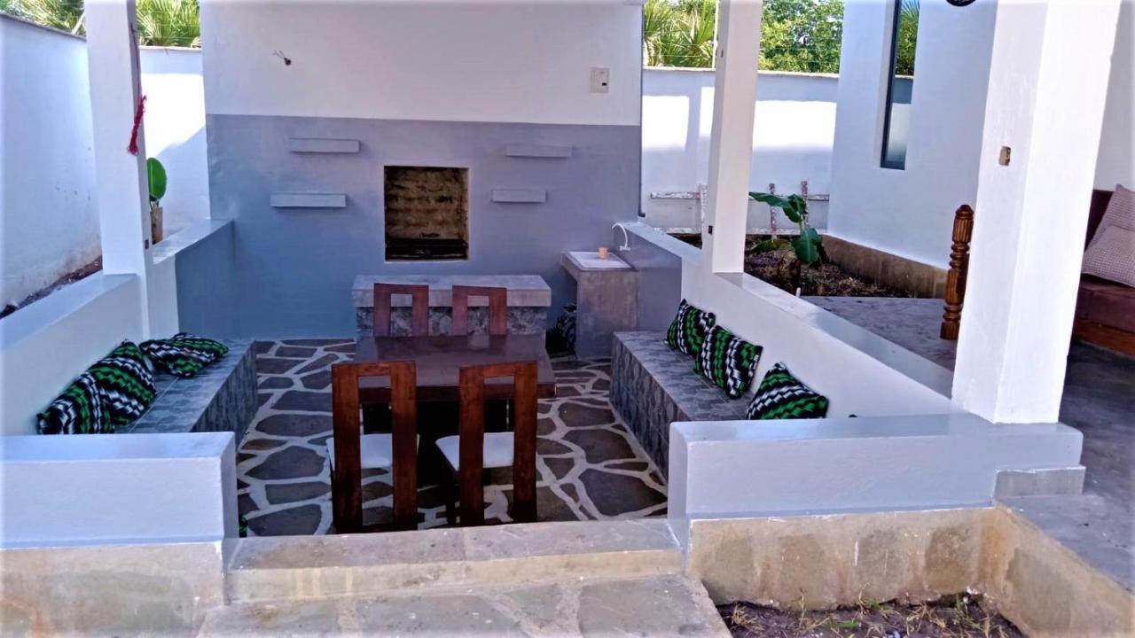 V-Szameitat Homes, Kongo River Diani Beach Εξωτερικό φωτογραφία